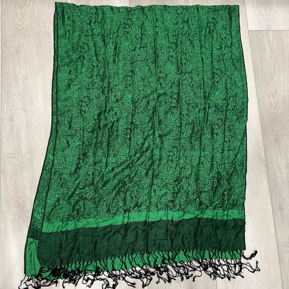 Pashmina scarf